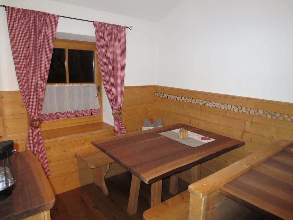 Vila Oberschlichterhof Longostagno Pokoj fotografie